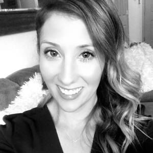 Meet your Posher, Elise